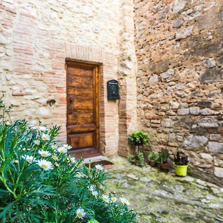 *La Torre Di Amelia* Nel Cuore Dell' Umbria מראה חיצוני תמונה
