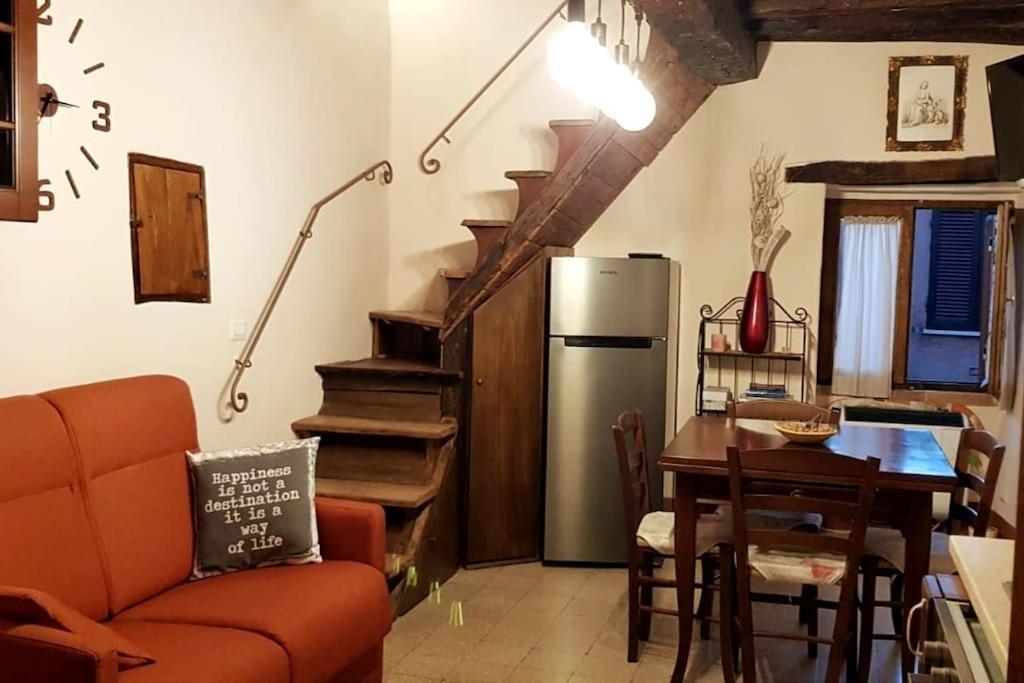 *La Torre Di Amelia* Nel Cuore Dell' Umbria מראה חיצוני תמונה