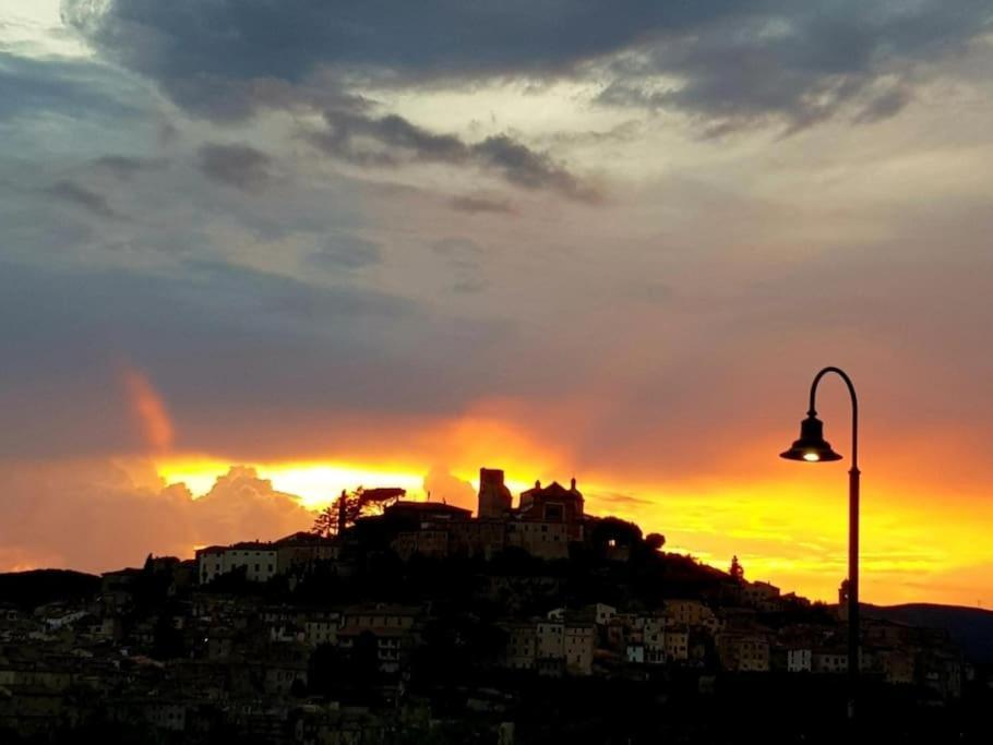 *La Torre Di Amelia* Nel Cuore Dell' Umbria מראה חיצוני תמונה